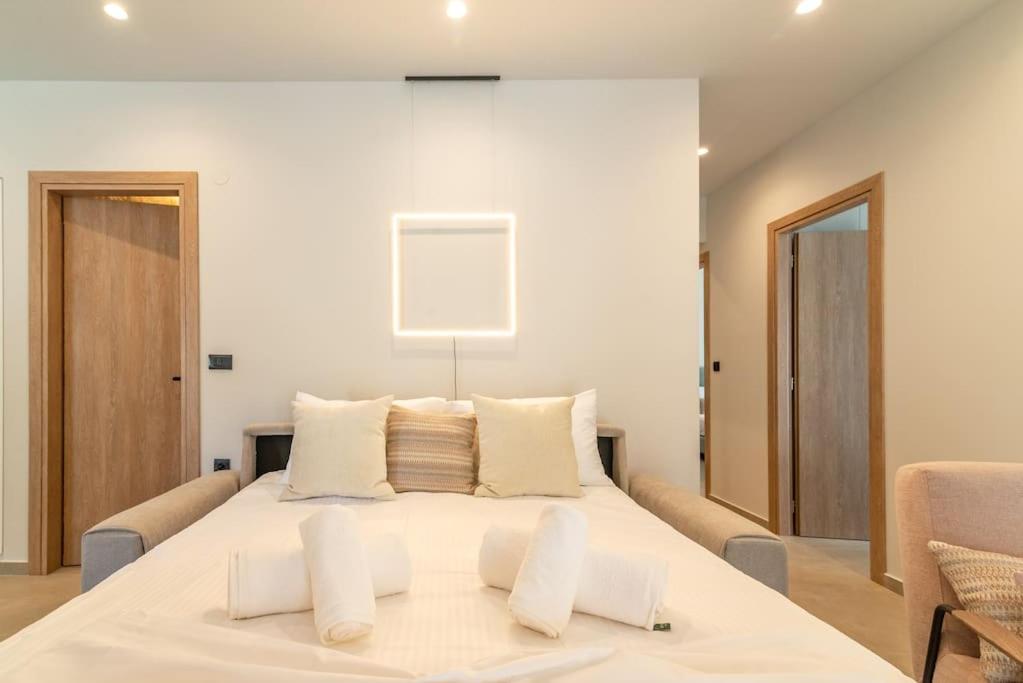 New Stylish Near Downtown Heraklion (Crete)