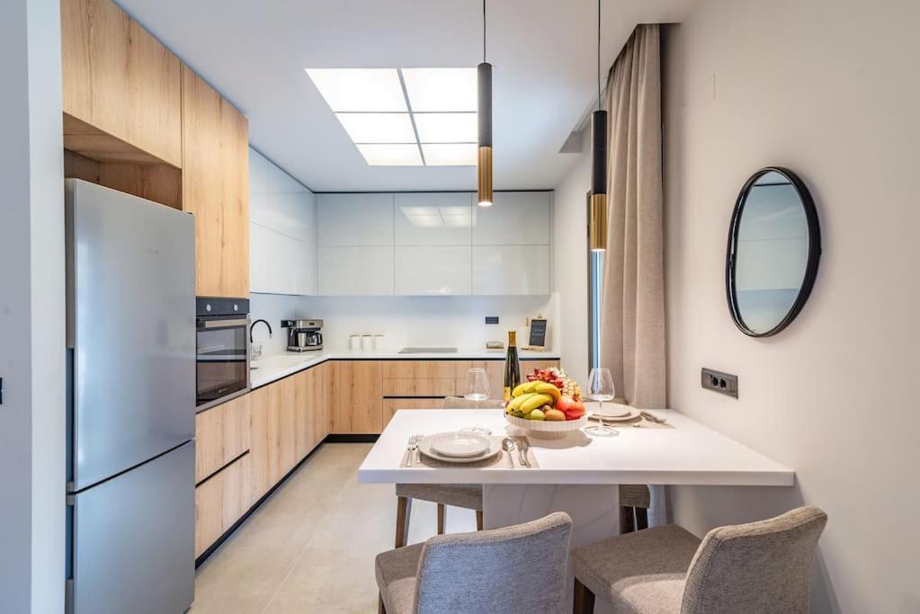 Apartment New Stylish Near Downtown *