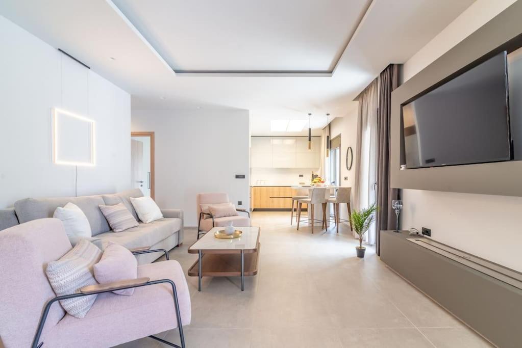 Apartment New Stylish Near Downtown